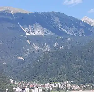 Koroška Bela: view toward the NE, with the Karawanks in the background