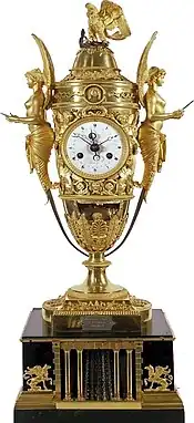 Napoleon's timekeeper in the shape of an amphora (1806).