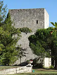 The keep in La Croix-Blanche