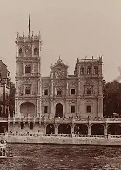 Royal Pavilion of Spain by José Urioste Velada
