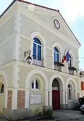 The town hall in La Sauvetat-de-Savères