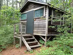 Lads 2, a two-person cabin
