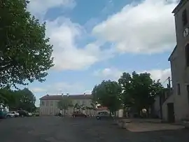 The main plaza in Lafenasse