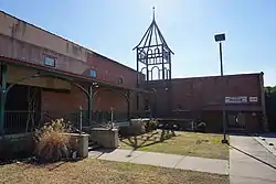 Exterior of the Lamar County Historical Museum