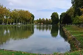 Canal de la Sauldre at Lamotte-Beuvron
