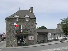 The town hall of Lanhélin