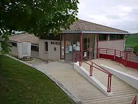 The town hall in Lasseube-Propre