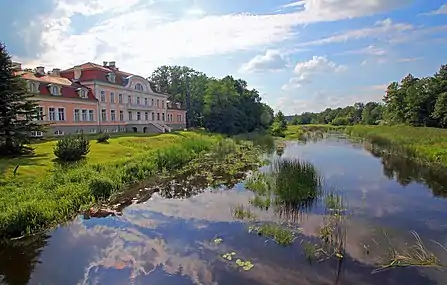 Laupa manor on the Pärnu river