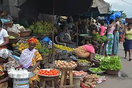 Le marché de Koumassi extérieur