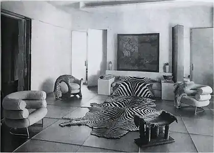 Glass Salon (Le salon de verre) designed by Paul Ruaud with furniture by Eileen Gray, for Madame Mathieu-Levy (milliner of the boutique J. Suzanne Talbot), 9, rue de Lota, Paris, 1922 (published in L'Illustration, 27 May 1933)
