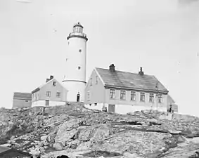 Old picture of the Lille Torungen Lighthouse which is identical to the old Store Torungen Lighthouse which originally stood form 1844–1914.