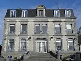 The town hall of Louvigné-du-Désert