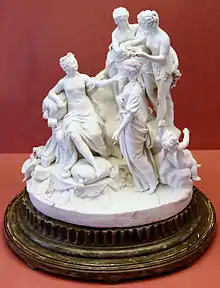 Figure of Venus crowning Beauty (Louvre, end of the 18th century)