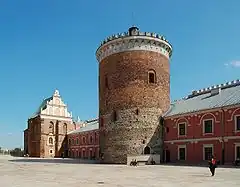 The keep and the Holy Trinity Chapel seen from the castle's courtyard