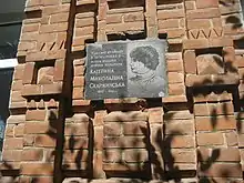 Photograph of a plaque commemorating Skarzhynska's residence in Lubny