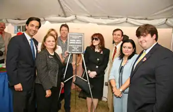 Official designation of the post office with Luis Fortuño and García Méndez family