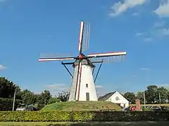 Luyksgestel, windmill: grist mill De Deen