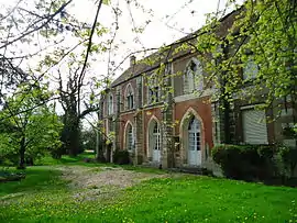 The manor of Surcy in Mézières-en-Vexin