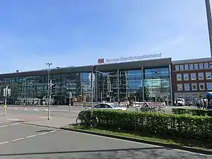 Hauptbahnhof, Centre