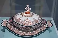 Tureen, 1730s, with Laub- und Bandelwerk typical of the Du Paquier period.