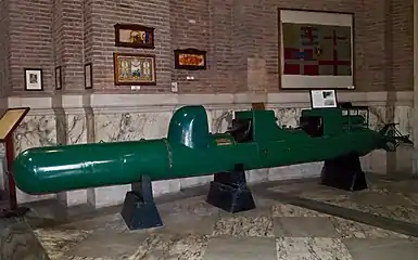 The "maiale" or "siluro a lenta corsa": first underwater transport way used by Italian frogmen in World War II