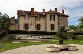 The town hall in Gilly-sur-Loire