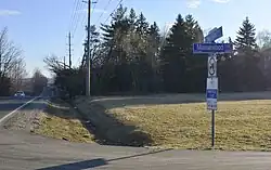 Looking east on Number 5 Sideroad in Mansewood