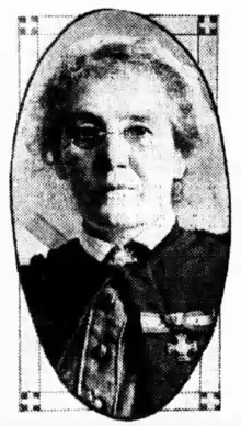 Army matron, wearing the Royal Red Cross (1st class)