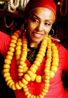 Zap Mama Visits Merchant in Mali.