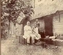Image 34Martin Kleis (1850–1908) with Kotalo Kleis and their son Hans Martin Kleis. (from History of Tuvalu)