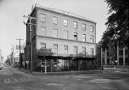 Mary Marshall Houses, 127–129 Abercorn Street