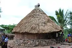 Traditional house in Tumin, Bobometo