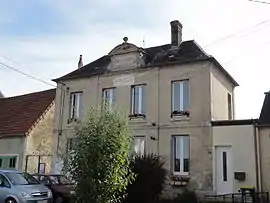 The town hall and school of Mauregny-en-Haye