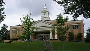 McCreary County courthouse in Whitley City