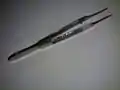 Suture tying forceps for fine sutures like 8-0