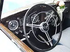 Dashboard of a Mercedes 170 DS (Model W191)