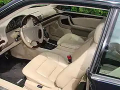 Interior (C140): the 500 luxury version was sold with Nappa leather and burl inserts