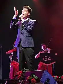 Mike Christie singing in Weymouth in 2017