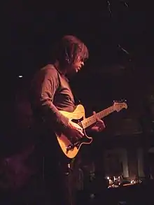 Mike Stern playing his signature model (2001)