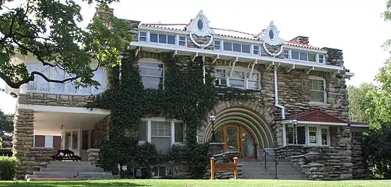 Mineral Hall at Kansas City Art Institute (2006)