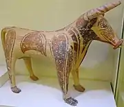 Late Minoan painted model bull in terracotta, AMH, 1200-1100 BC, height 35 cm without the horns
