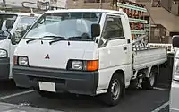 Pre-facelift Mitsubishi Delica pickup (Japan)