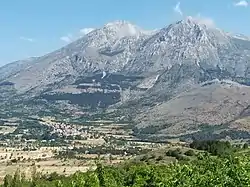 The town with the Monte Velino in the background.