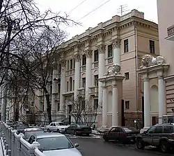 House of Lions, 1945, Patriarshy Ponds, Moscow, downtown residential building