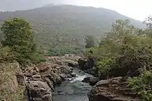 Mountain near the hogenakkal falls