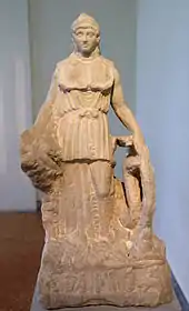 statue féminine en marbre