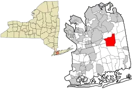 Location in Nassau County (right) and in New York state (left)