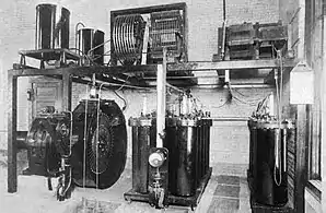 US Navy 100 kW rotary gap transmitter built by Fessenden in 1913 at Arlington, Virginia. It transmitted on 113 kHz to Europe, and broadcast the US's first radio time signal.