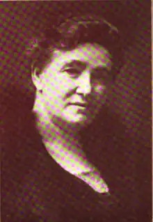 Portrait photograph of middle-aged woman