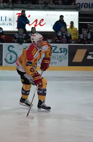 Nicholas Naumenko - Fribourg-Gottéron vs. SC Langnau, 15.01.2010.jpg